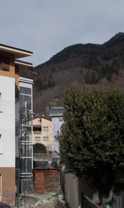 House Storile Lägenhet Sondalo Exteriör bild